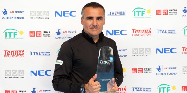 Houdet nets first British Open men's title