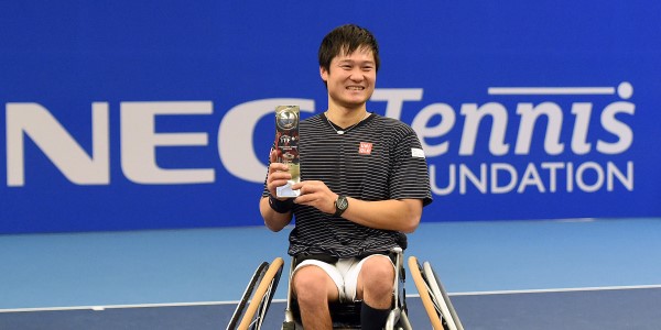 Men's singles champion Shingo Kunieda