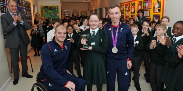 Lapthorne and McCarroll go back to school to inspire local pupils
